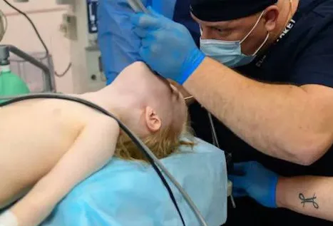 Во Владивостоке врачи спасли мальчика, у него началась кровавая рвота из-за колы. Фото: t.me/amur_mash