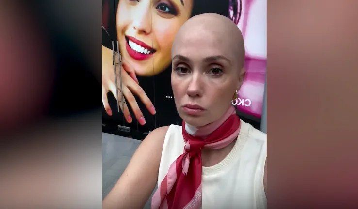 Беременная Агата Муцениеце облысела накануне свадьбы. Фото: Instagram (запрещен в РФ) / agataagata