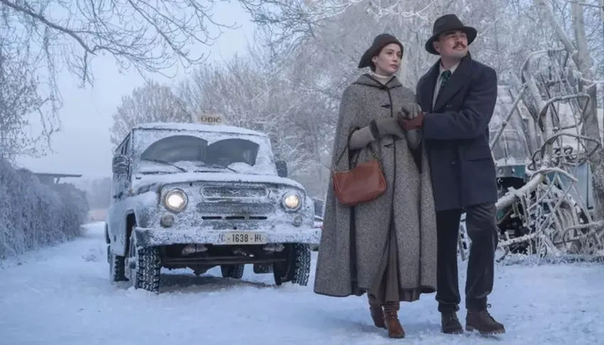 Ди Каприо на УАЗе поехал усыновлять ребенка в новом фильме "Что случается ночью". Фото: соцсети