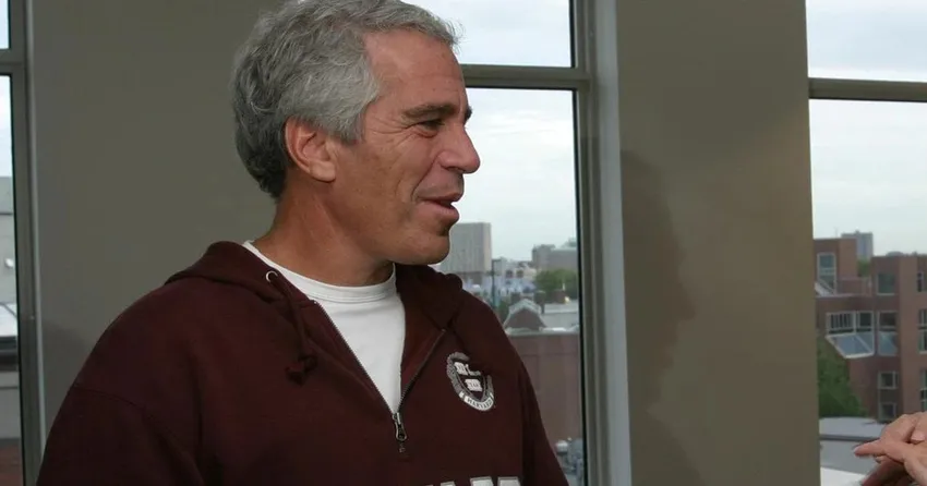 «Нет сомнений!» Отец Маска оказался конспирологом: он не верит в смерть Эпштейна. Фото: соцсети