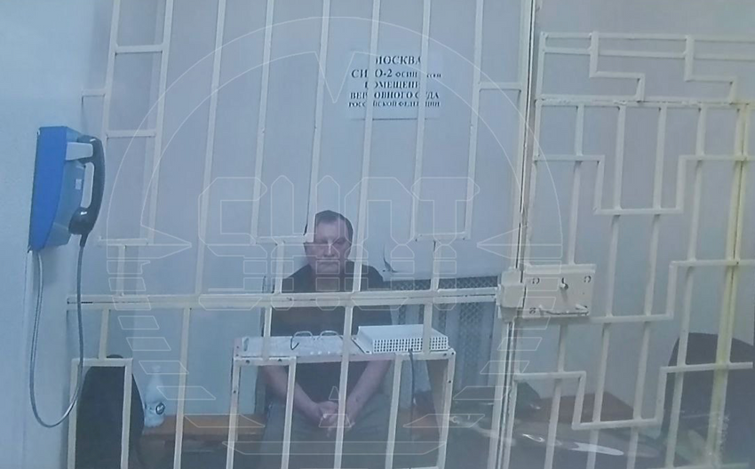 Дмитрий Булгаков останется в СИЗО - судья отклонил его жалобы на болезни и просьбу о домашнем аресте.Фото: @t.me/shot_shot