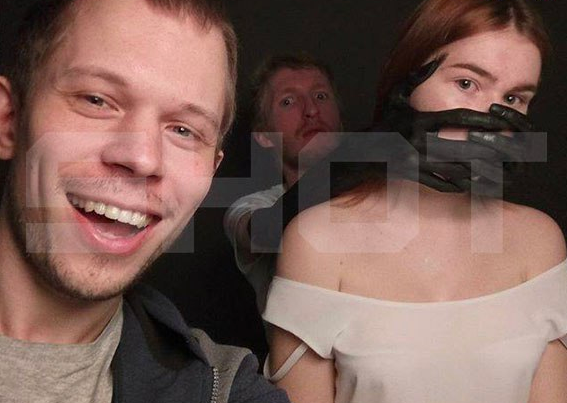 25-летняя россиянка попала на обложку БДСМ-книг через 10 лет после фотосессии. Фото: t.me/shot_shot