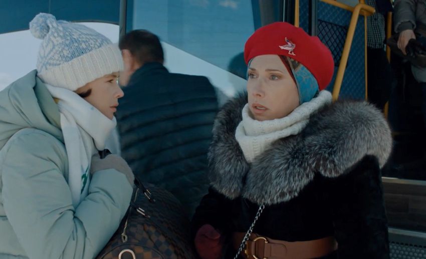 Екатерина Шпица и Елена Воробей. Кадр из сериала "Полярный-3", реж. Илья Аксёнов, 2023 год