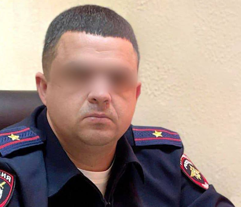 В Геленджике арестовали наркоконтролера, которому дилеры дали 2 млн и Audi Q5. Фото: t.me/kub_mash