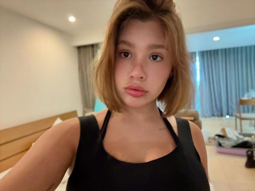 Дочь Даны Борисовой похвасталась новой грудью после операции. Фото: Инстаграм (запрещен в Росси) / @poxenovaaa