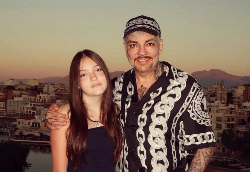 Филипп Киркоров похвастался кадрами с 13-летней дочкой на отдыхе в Греции. Фото: Instagram (запрещен в РФ) / @fkirkorov