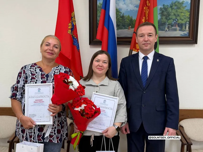 Воспитательницам детсада, скрутившим мужика с ножом под Оренбургом, дадут 500000. Фото: соцсети