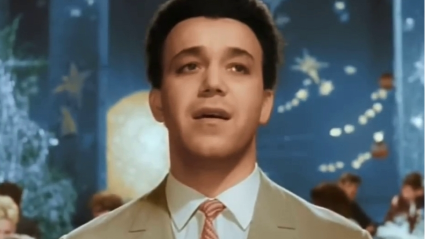 Иосиф Кобзон стал четвертым мужем Людмилы Гурченко. Фото: кадр из фильма «В первый час»