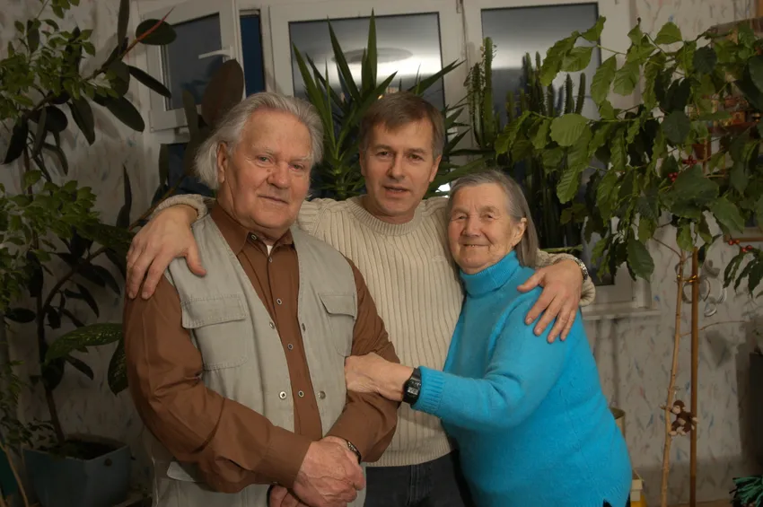 Игорь Ливанов с родителями. Фото: legion-media.ru