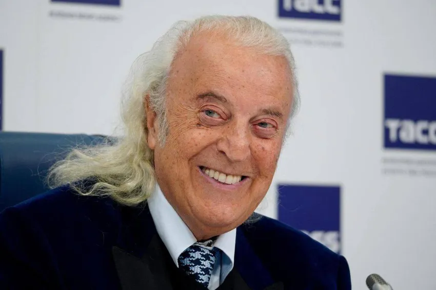 Резник возмутился «голым» платьем Чеботиной, в котором она пришла на его концерт. Фото: соцсети