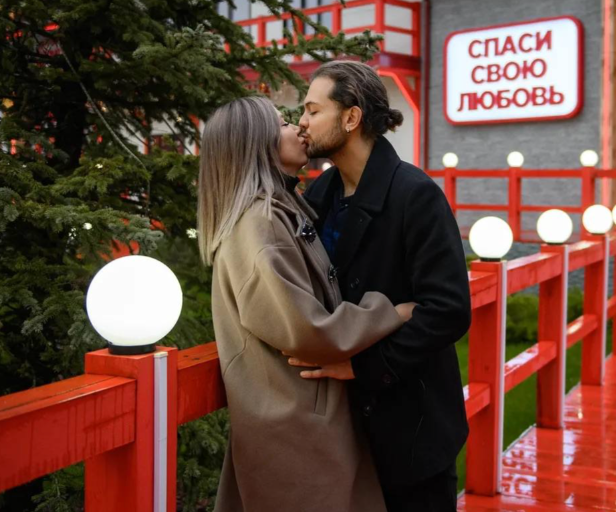 Надежда и Даниэль на телепроекте. ФОТО: личный архив