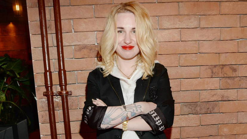 Если не снимает - не любит. Германика призывает режиссеров снимать своих жен. Фото: соцсети