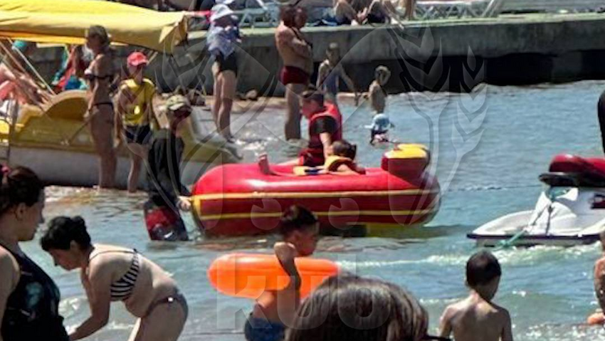 В Геленджике турист выпал из надувной ватрушки и получил разрыв селезенки. Фото: t.me/kub_mash