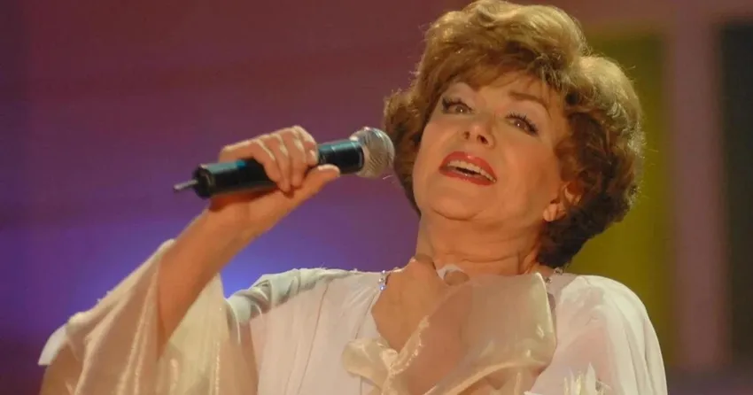 88-летняя Эдита Пьеха рассказала о своем самочувствии. Фото: соцсети