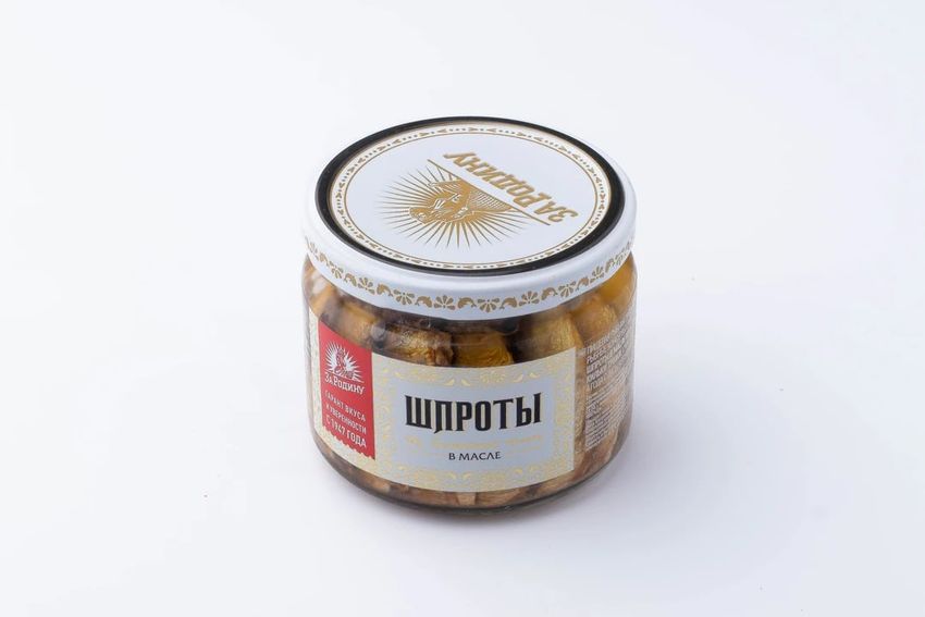 Две женщины попали в реанимацию с ботулизмом из-за шпрот в масле. Фото: @shot_proverka