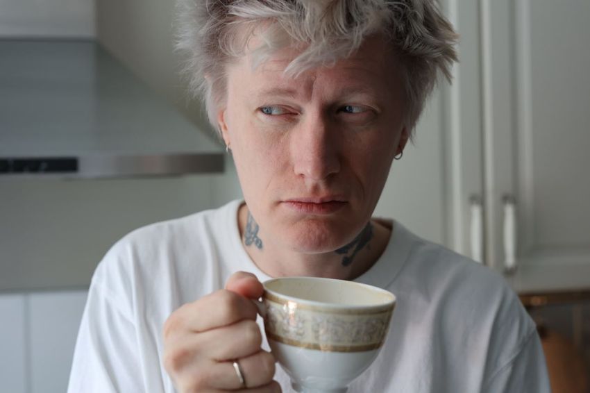 В Питере бывший бэк-вокалист Little Big попал в больницу с признаками инфаркта. Фото: t.me/lissoff