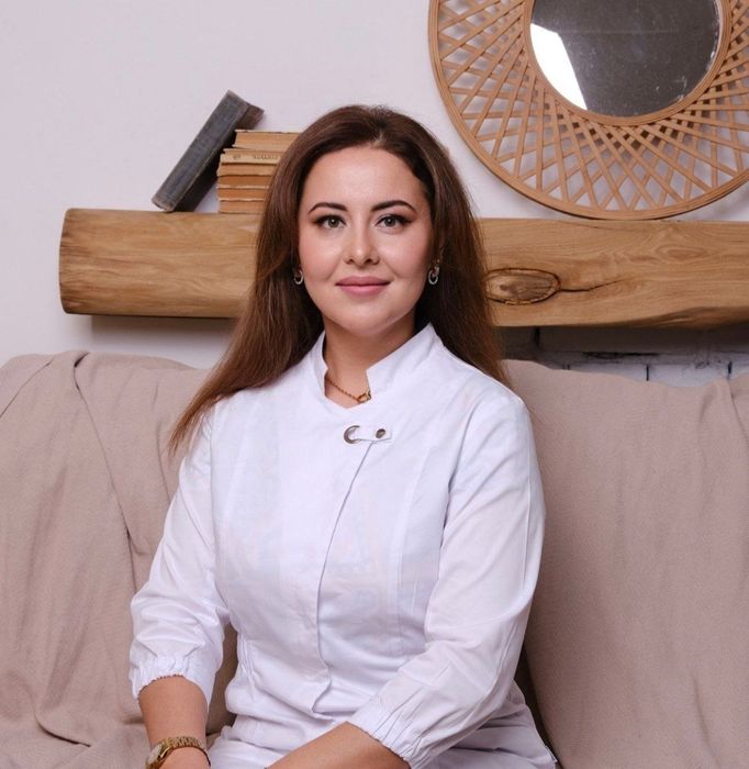 На самолете Уфа-Владивосток врач спасла жизни трех упавших в обморок пассажиров. Фото: соцсети