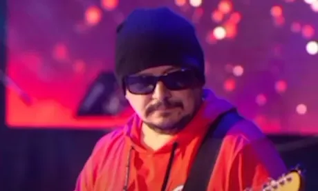 В Башкирии известный гитарист Арчи умер после удаления зуба и возникшего отека. Фото: t.me/mash_batash