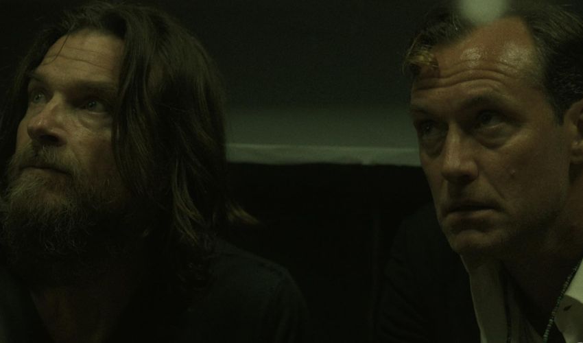 Сериал «Черный кролик». Фото: кадр из фильма