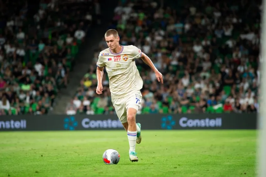 Игрок ФК ЦСКА Агапов после пьяного дебоша в школе в Уфе попал в вытрезвитель. Фото: соцсети