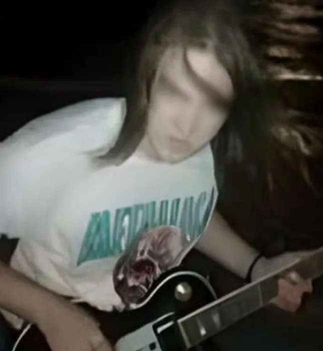 В Москве в РГГУ студент умер от удара током от электрогитары на репетиции. Фото: @breakingmash