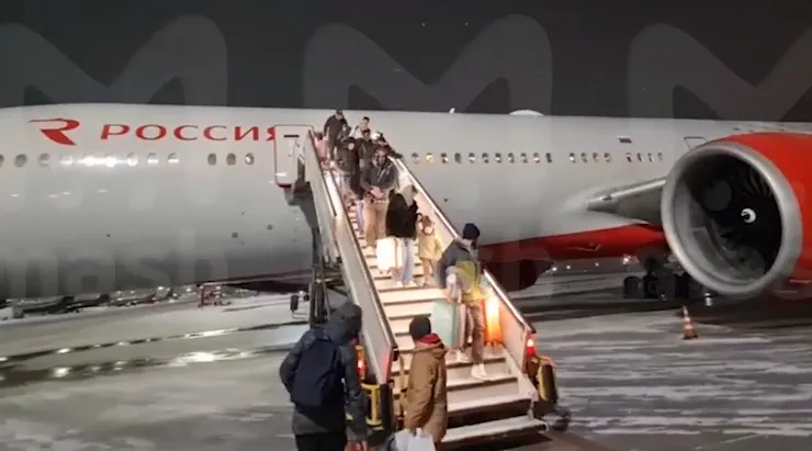 На Кубе нет керосина? Пассажирам рейса Москва-Гавана сказали, что они не полетят. Фото: @breakingmash