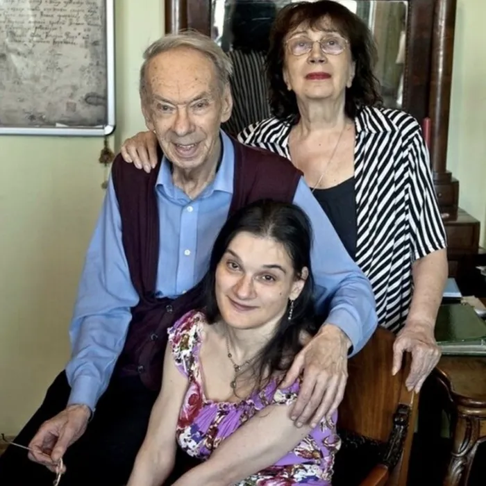 Алексей и Гита безумно любили свою дочь. ФОТО: соцсети