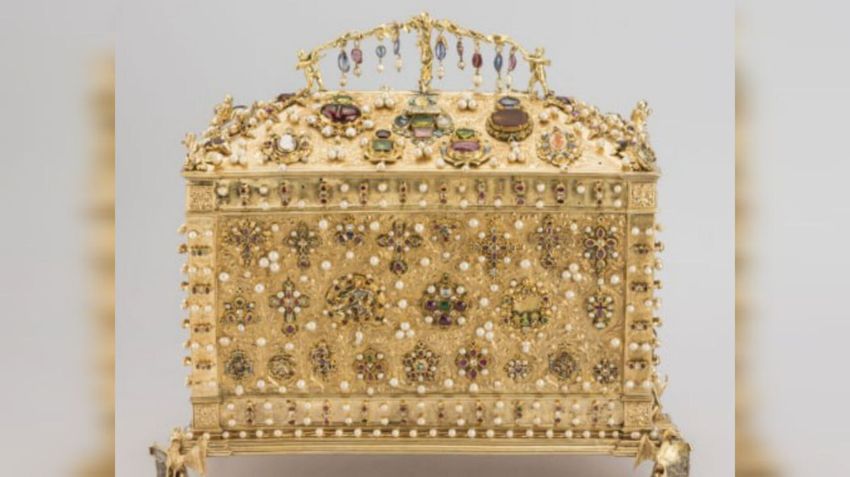 Ларец Ядвиги Ягеллонки. Фото: Бриллиантовая кладовая Эрмитажа