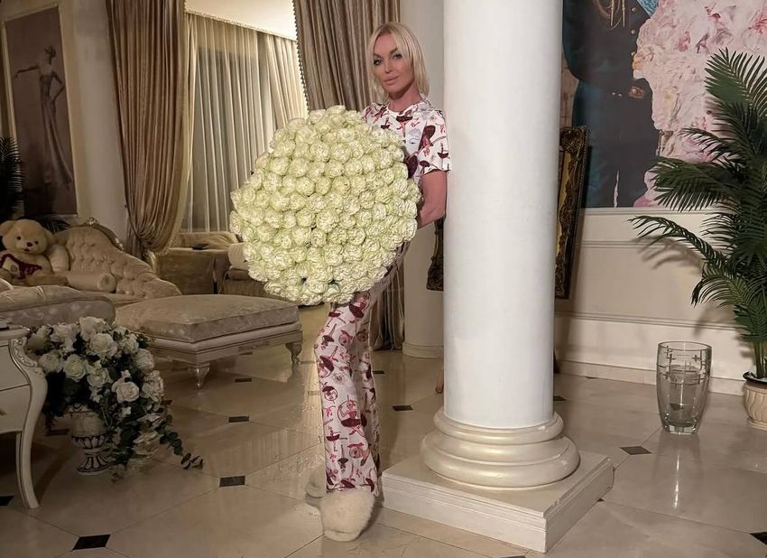 Анастасия Волочкова призналась, что готова на отношения с женатиками. Фото: соцсети