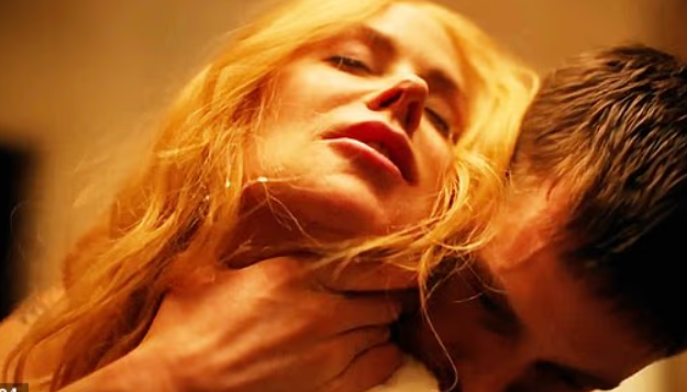 Николь Кидман с Харрисом Дикинсоном в триллере «Малышка». Кадр из фильма