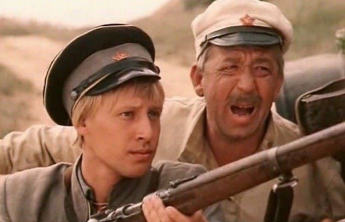 После картины «Зеленый фургон» режиссеры поняли, что Харатьн способен на многое. Кадр из фильма «Зеленый фургон», 1983, реж. Александр Павловский