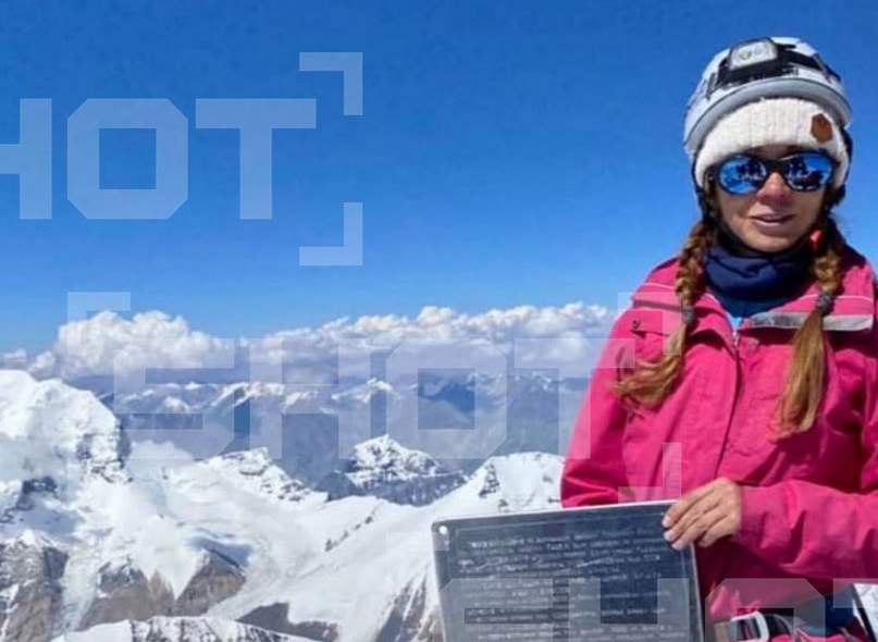 В Киргизии 9 дней не могут спасти россиянку, сломавшую ногу на высоте 7000 м. Фото: t.me/shot_shot