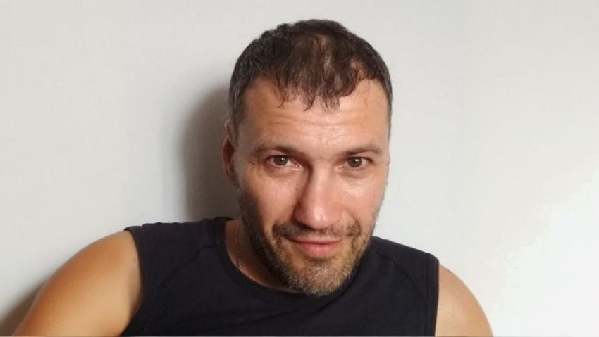 В Балашихе известного 50-летнего кикбоксера Дмитрия Лиходумова переехала машина. Фото: t.me/mashnasporte