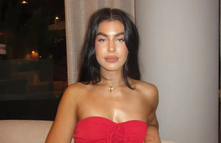 Блогерша чуть не умерла из-за аромасвечей, которые горели целых 10 часов. Фото: nypost.com