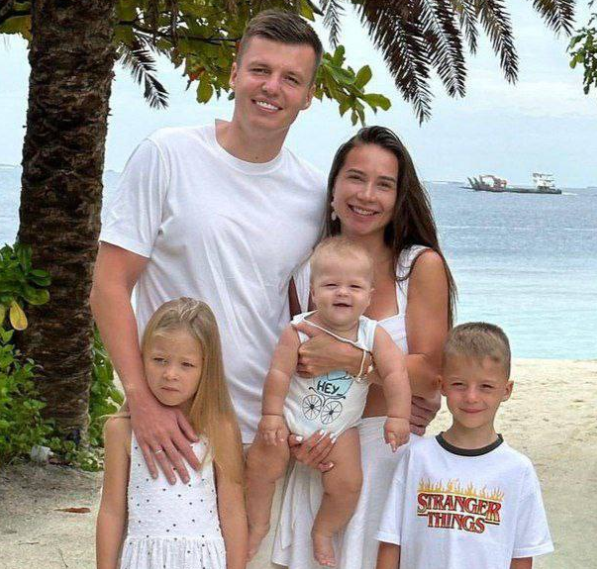 Скандальная блогерша Лерчек забеременела под домашним арестом. Фото: соцсети