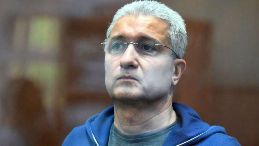 Квартиру экс-замминистра обороны забрали и выставили на торги за долг в 170 млн. Фото: t.me/shot_shot