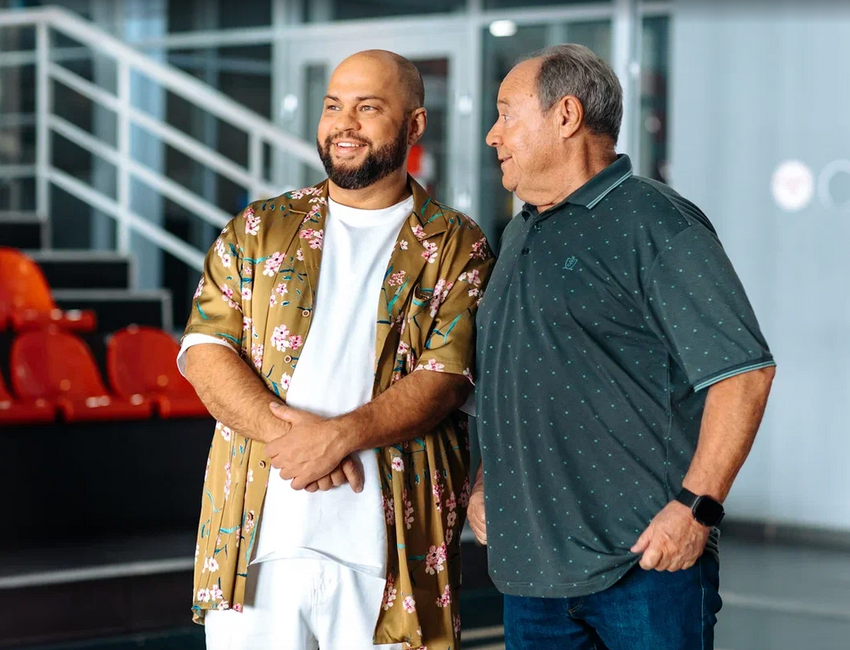 Роман Постовалов и Алексей Маклаков в комедии «Солнце, море, два ствола». ФОТО: СТС