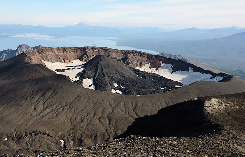 На Камчатке пилот вертолета умер от остановки сердца, перед этим посадив машину. Фото: t.me/shot_shot