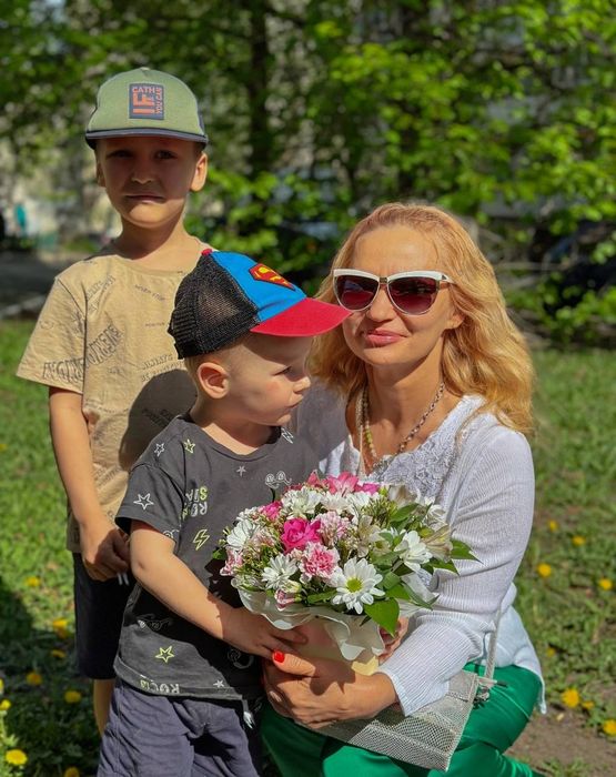 Наталья с внуками. Фото: личный архив Натальи Кафиятовой